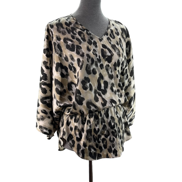 Chicos Satin Top Animal Print Drop Waist Tunic Oversized Chicos Size 0 - Picture 3 of 12